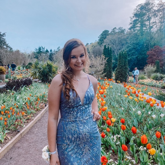 Mori Lee prom dress, size 10, fits like a 6-8, low corset back & lots of beading - Picture 1 of 4